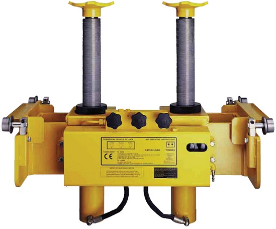 Paineilmalla toimiva kuilunostin kahdella nostosylinterillä. Kuilunostinta on saatavilla kahdella eri nostokyvyllä. Nostokyky: 20,000 kg Nostokorkeus: 305 mm