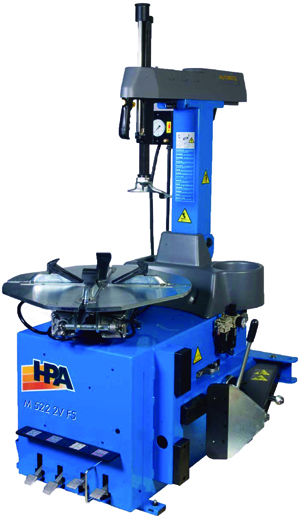 Ammattikäyttöön tarkoitettu rengaskone taakse kääntyvällä työkaluvarrella. FS malliin kuuluu asennuspöydän ilmaisku.