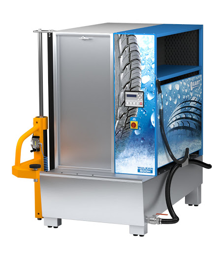 Muovirakeilla pesevä automaattinen renkaanpesukone raskaalle kalustolle.